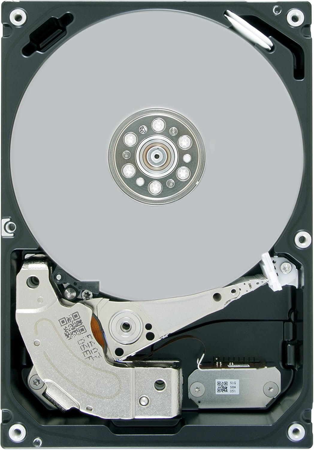 Toshiba N300 10TB NAS 3.5-Inch Internal Hard Drive - CMR SATA 6 Gb/s 7200 RPM 256 MB Cache - HDWG11AXZSTA