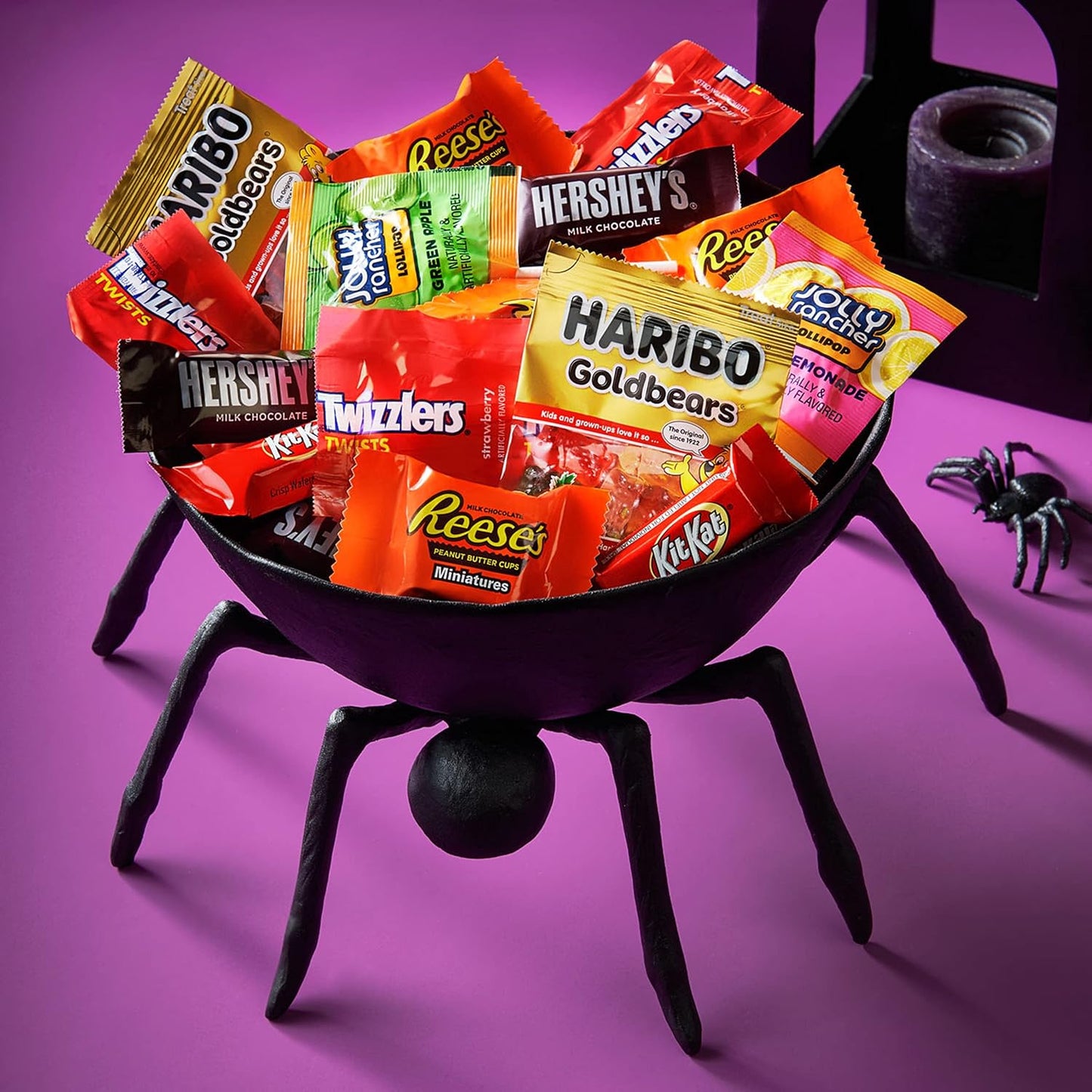 Hershey Miniatures Assorted Flavored, Halloween Candy Bag, 23.36 oz (75 Pieces)