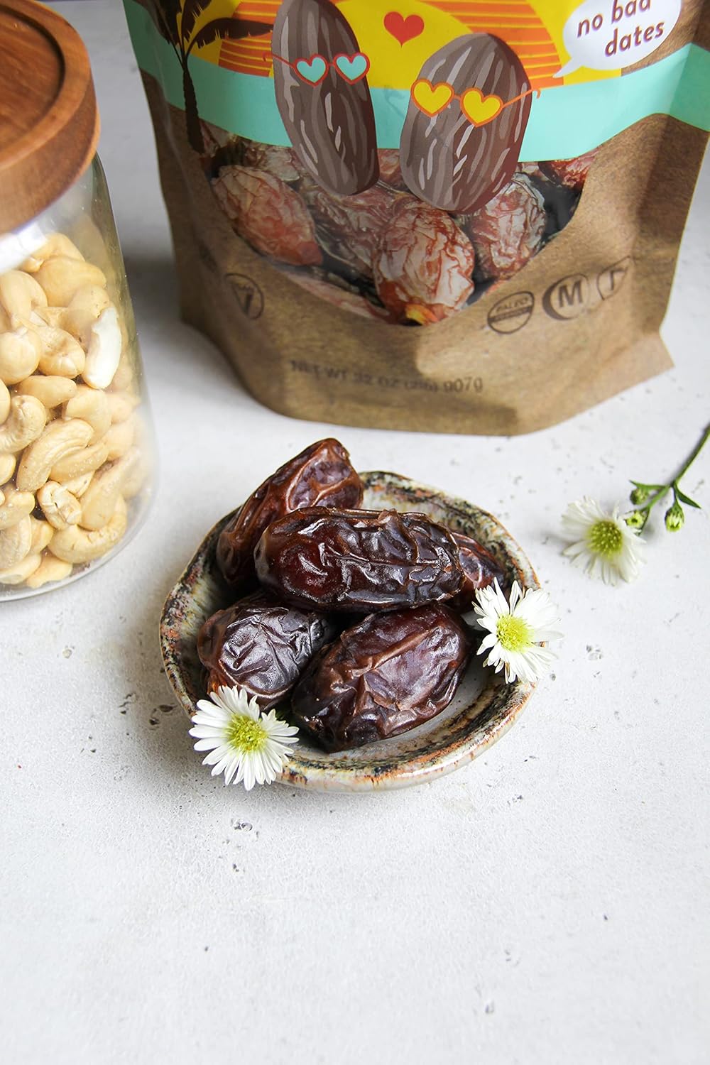 Ugglies By Joolies Organic Whole Medjool Dates | 2 Pound Pouch | Fresh California Grown Fruit | Vegan, Gluten-Free, Paleo, No Sugar Added | Great Gift for Friends & Family