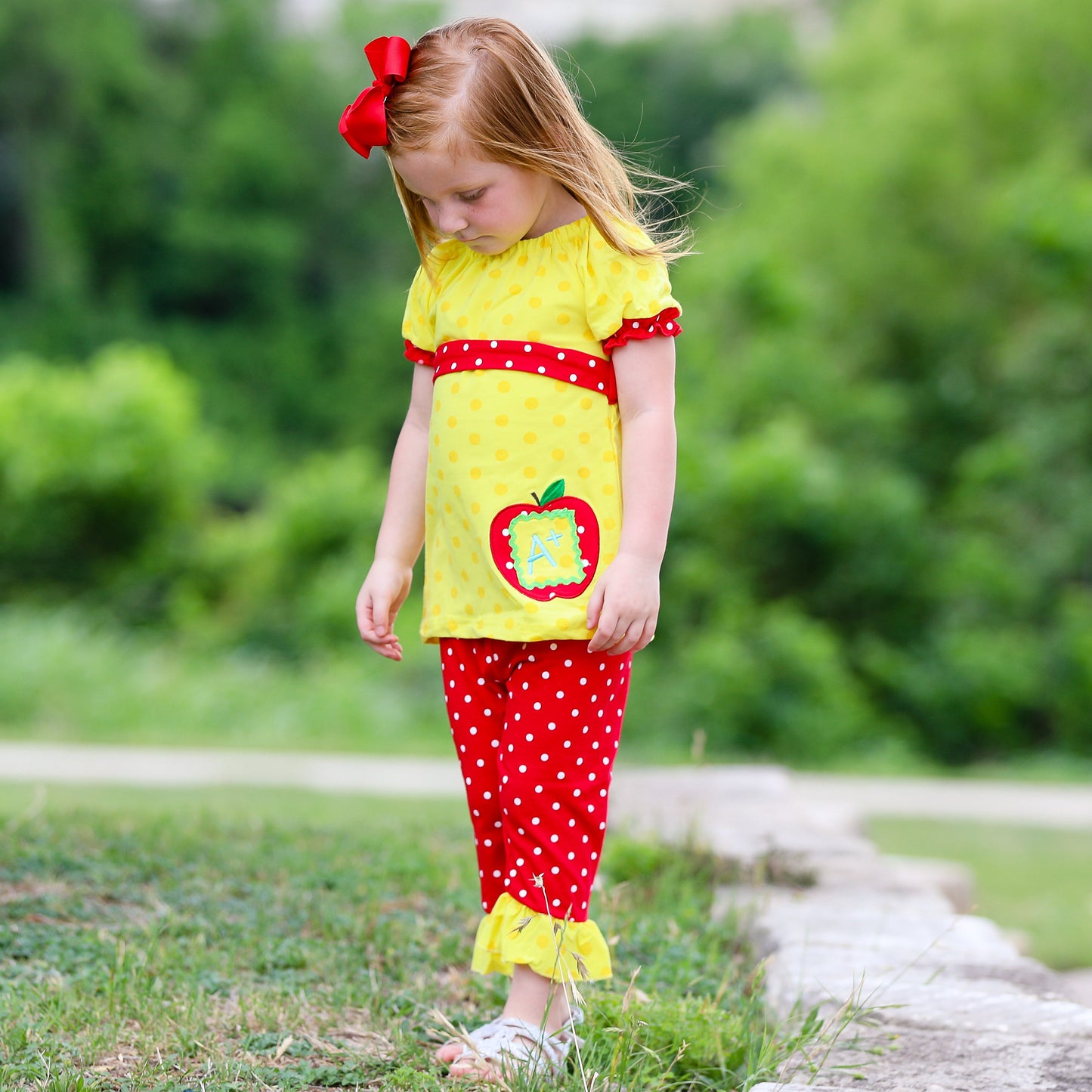 Big Girls Back to School Apple Yellow 2 piece Set Outfit sz 8